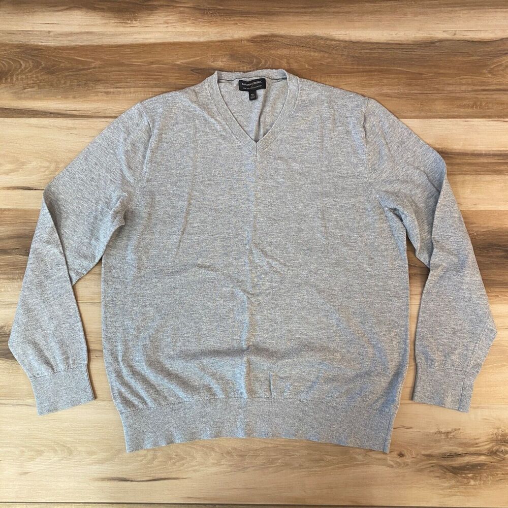 Banana Republic Sweater Mens XL Gray Luxe Yarn V‎ Neck Cotton Blend